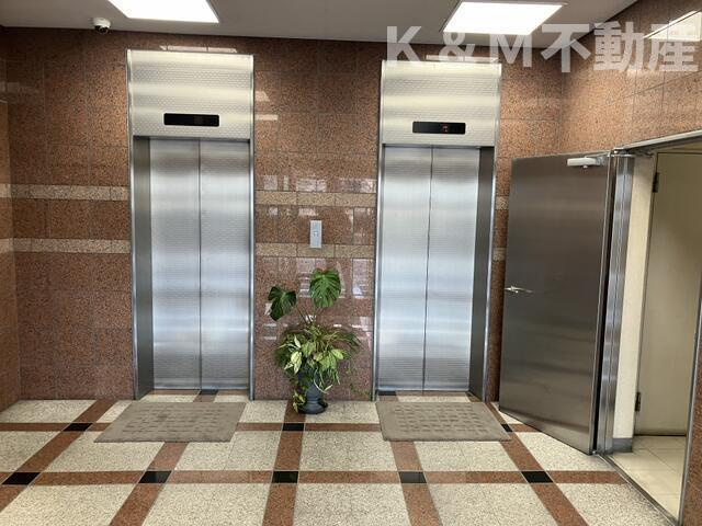 第２水戸屋ビルのエントランス|毎日通るエントランスはこのようになっています