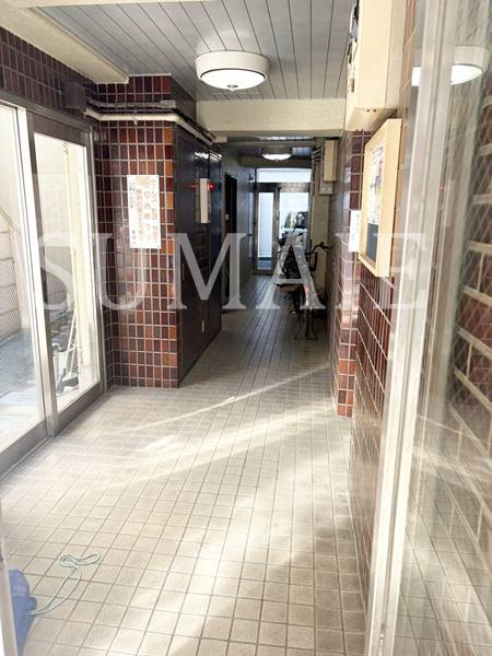 第２サンハイツ磯山のエントランス|駐輪スペースです☆彡