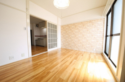 【居間・リビング】 | KFビル