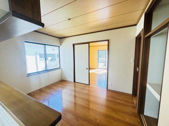 前橋市昭和町　中古平屋住宅の居間・リビング|母屋