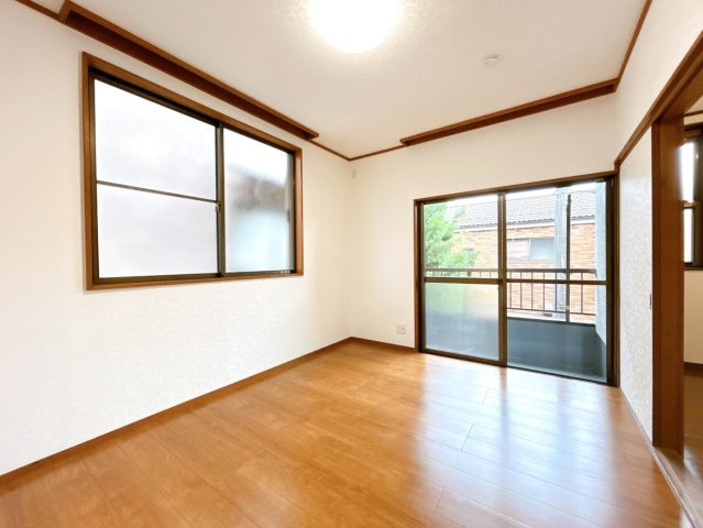 ふじみ野市鶴ケ岡３丁目の中古一戸建の洋室|2階6帖の洋室です。