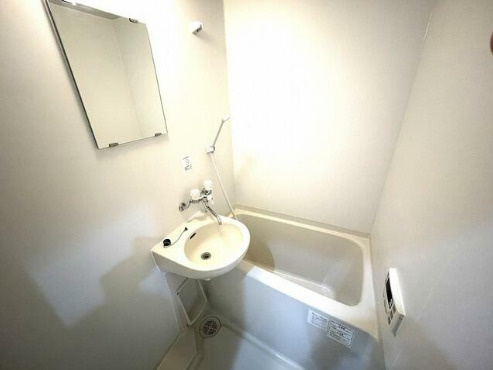 世田谷さくら荘　角部屋　南向き　宅配BOXの浴室