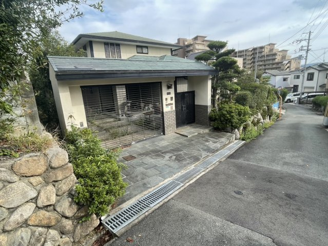 枚方市香里ヶ丘２丁目　中古戸建の外観