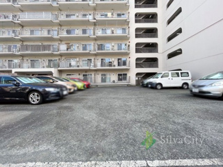 【駐車場】 | ニューハイツ大森 | 駐車場