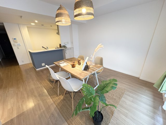 【居間・リビング】の画像