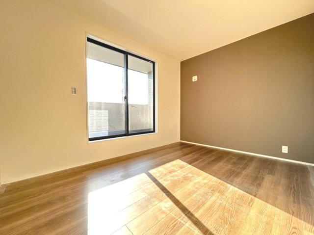 リーブルガーデン　一宮市千秋町加納馬場第7　全4区画分譲のトイレ|超表面平滑加工とイオンパワーの「セフィオンテクト」加工で、汚れが付きにくく落ちやすい仕様で清潔です。
便器にフチがないので汚れが隠れて見えない部分がありません。お手入れがとってもラクラクです。