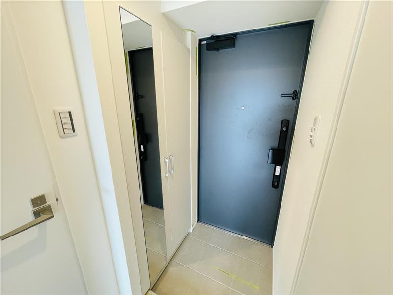 SYFORME SUMIYOSHI Ⅲの玄関|※同タイプ803号室のお写真です