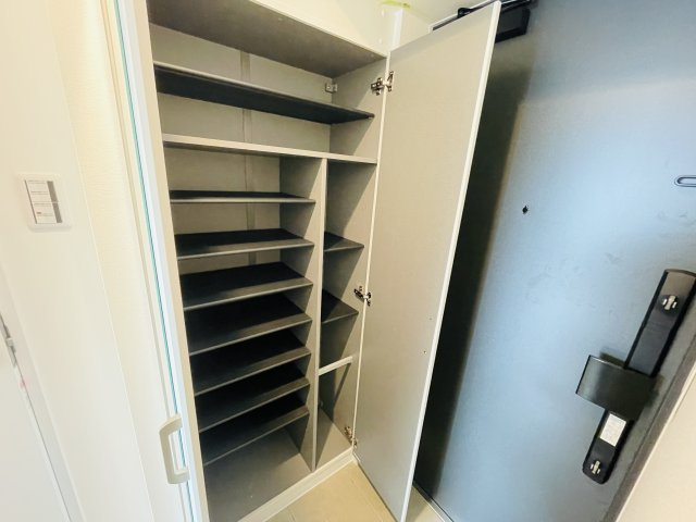 SYFORME SUMIYOSHI Ⅲの収納|※同タイプ803号室のお写真です