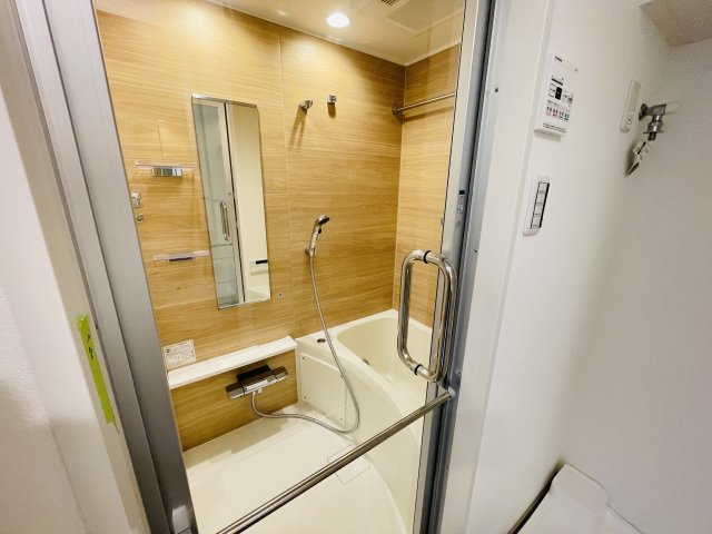 SYFORME SUMIYOSHI Ⅲの玄関|※同タイプ802号室のお写真です