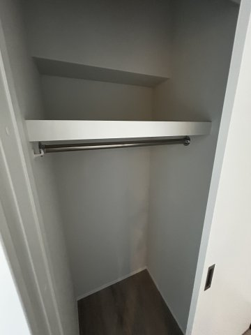 SYFORME SUMIYOSHI Ⅲの収納|※702号室のお写真です（ASH）