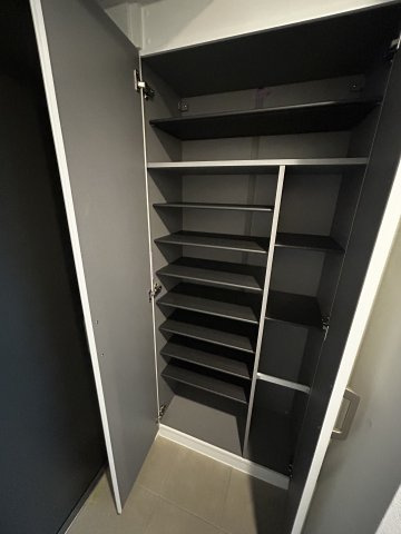 SYFORME SUMIYOSHI Ⅲの収納|※702号室のお写真です（ASH）