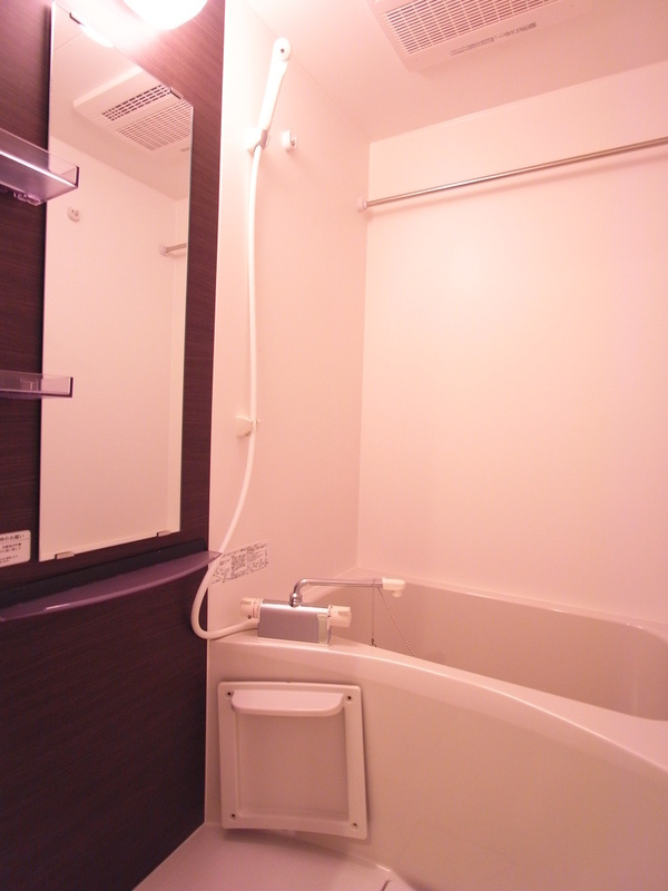 リブリ・東上野の浴室