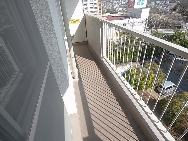 神戸市北区南五葉２丁目の賃貸マンションのバルコニー|日当たりの良いバルコニー