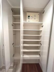 CITY SPIRE 森下の玄関