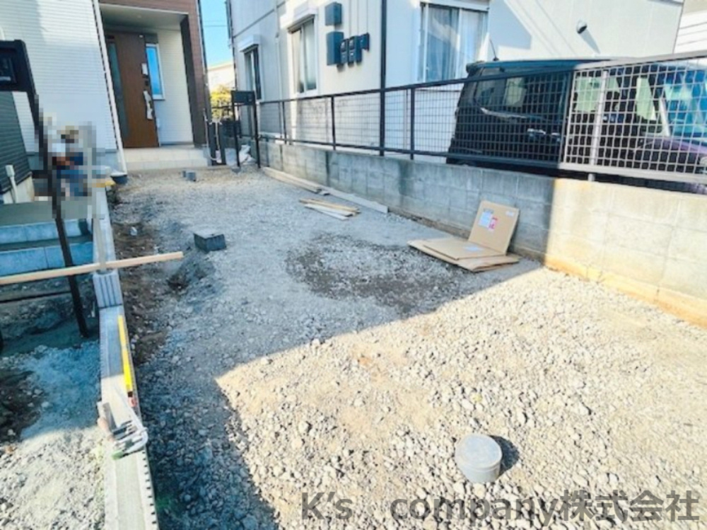 茅ヶ崎市松が丘2丁目　新築戸建　3号棟の駐車場|2025.11.3撮影◇