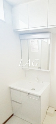 【洗面所】 | ルーチェコート | 洗面台です。