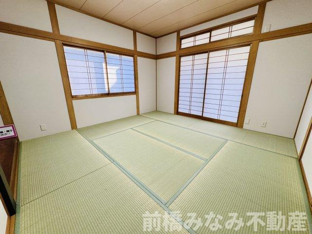 【中古戸建】前橋市箱田町　４LDKの和室|1階の和室
畳・障子交換済み
