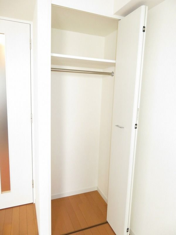 浦安市当代島１丁目の賃貸マンションの収納
