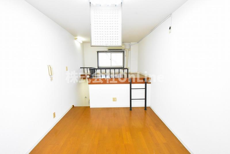 八尾市桜ヶ丘３丁目の賃貸マンションの寝室