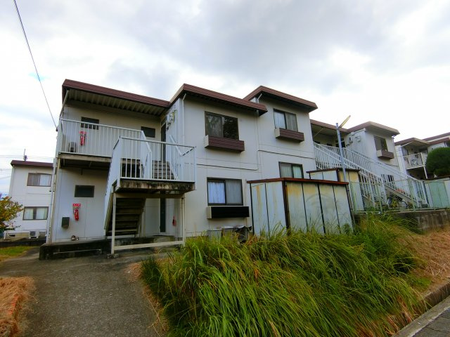 シャトー・ド・イワネC号館の外観