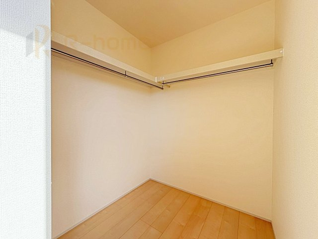 常陸太田市馬場町3期　新築戸建て　1号棟の収納|人気のウォークインクローゼット！アウター類はもちろん、季節ものや寝具も収納できます！