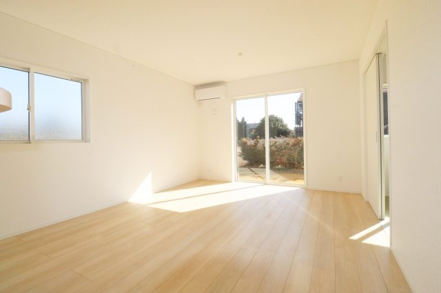 矢吹町東郷第3　　　2号棟　　　善郷小学校、矢吹中学区の居間・リビング