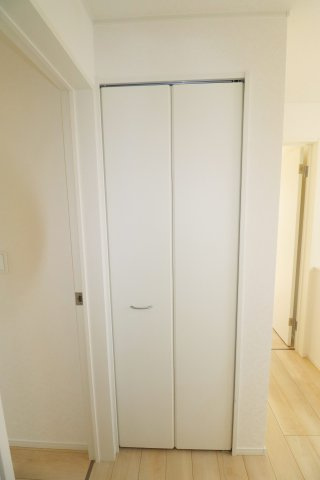 矢吹町東郷第3　　　2号棟　　　善郷小学校、矢吹中学区の収納