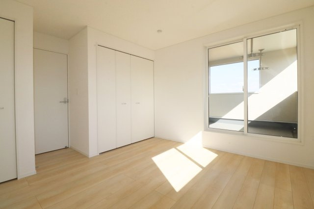 矢吹町東郷第3　　　2号棟　　　善郷小学校、矢吹中学区の洋室