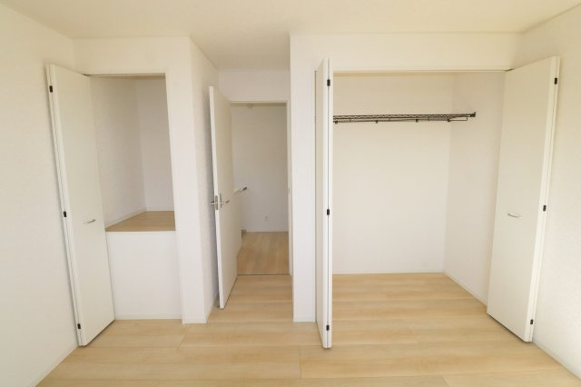 矢吹町東郷第3　　　2号棟　　　善郷小学校、矢吹中学区の収納