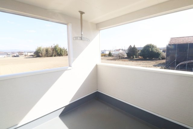 矢吹町東郷第3　　　2号棟　　　善郷小学校、矢吹中学区のバルコニー