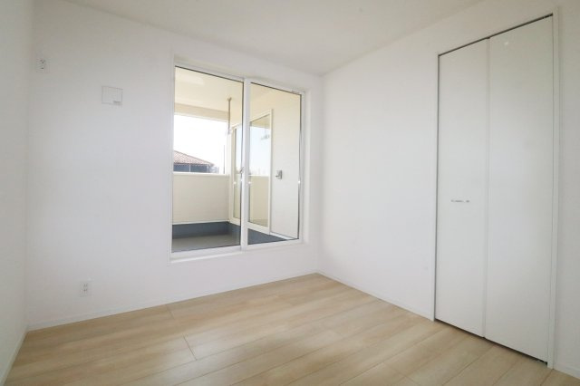 矢吹町東郷第3　　　2号棟　　　善郷小学校、矢吹中学区の洋室