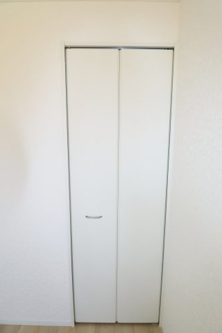 矢吹町東郷第3　　　2号棟　　　善郷小学校、矢吹中学区の収納