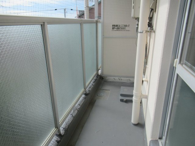 兵庫県公社　伊川谷（１）１号棟のバルコニー|お洗濯にも便利なバルコニー付き