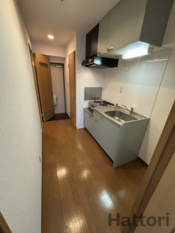 ローレル関大前の内装