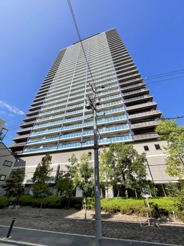 ヴィークタワー南堀江の外観