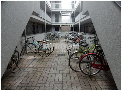 【その他】 | メゾンエクレーレ江古田 | 駐輪場