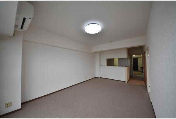 日光ハイツ香里第五の居間・リビング