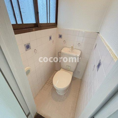 堀溝３丁目貸家のトイレ