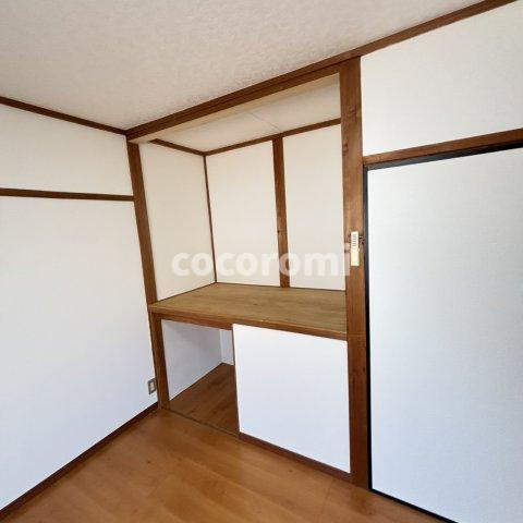 枚方市岡東戸建の内装