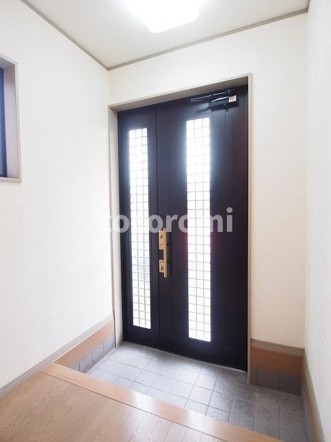 高田２丁目戸建 の玄関