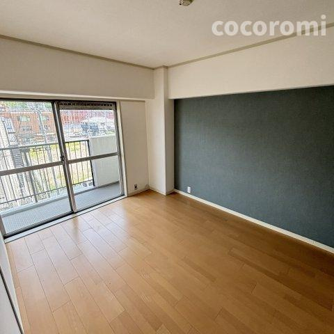 メゾン枚方リバーサイド（リノベーション）の居間・リビング