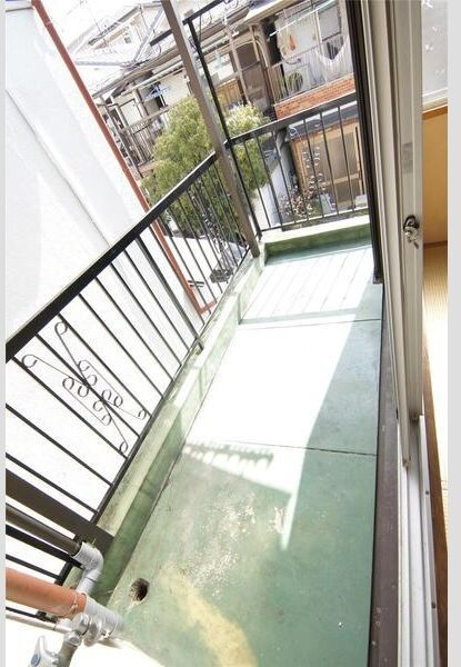 春日元町１丁目戸建てのバルコニー