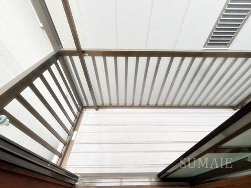 春山邸のバルコニー|陽当たり良好なバルコニーです