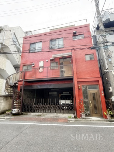 春山邸の外観|おしゃれな外観です