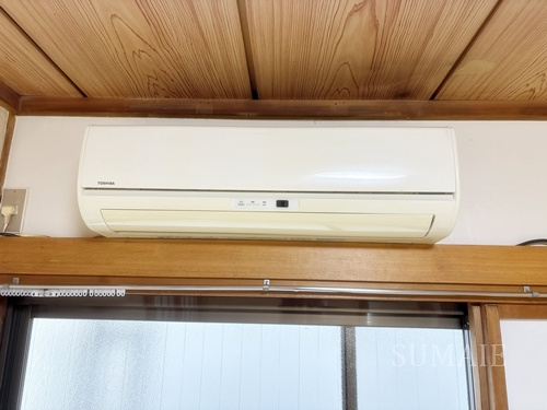 春山邸の設備|エアコンです