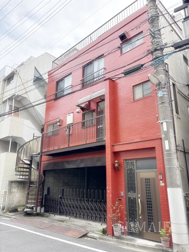 春山邸の外観|落ち着いた雰囲気の外観です