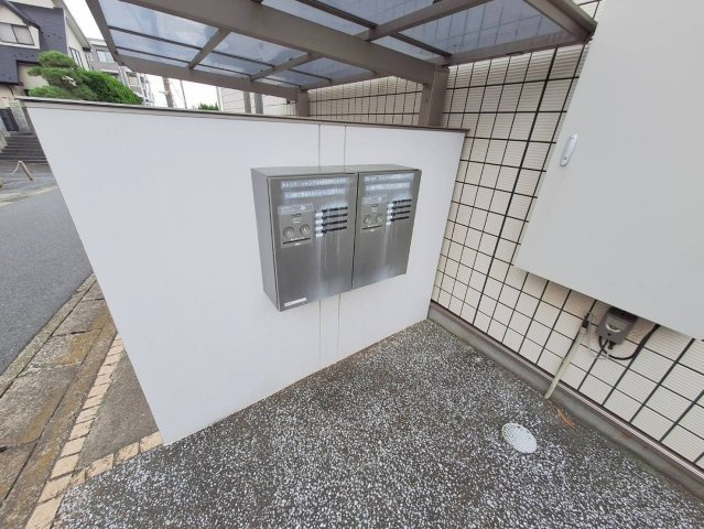 カレント　シャンブル　Bのエントランス