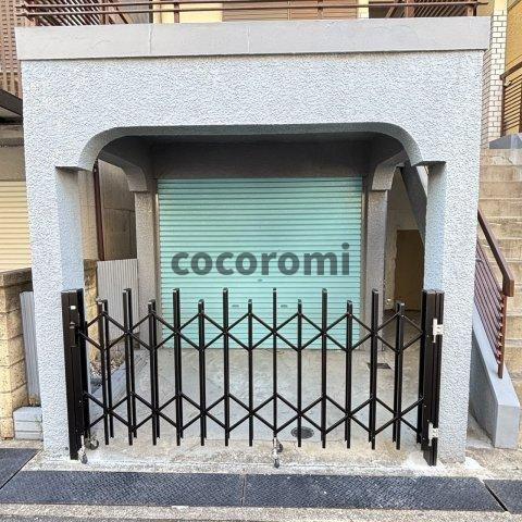 池田一丁目貸家のエントランス