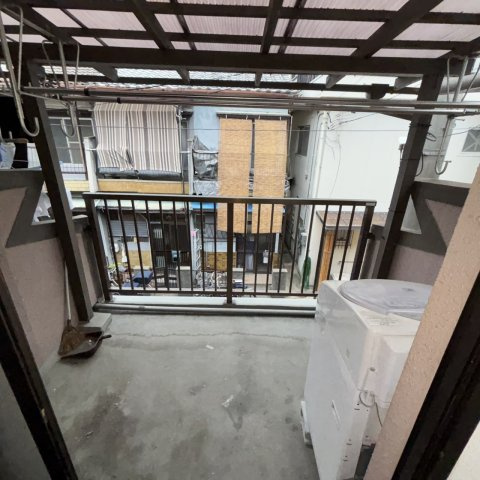 仁和寺町ハイツのバルコニー