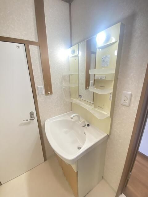 ＭＡＹＵＭＩハウス５２６号館　長尾元町７丁目の洗面所